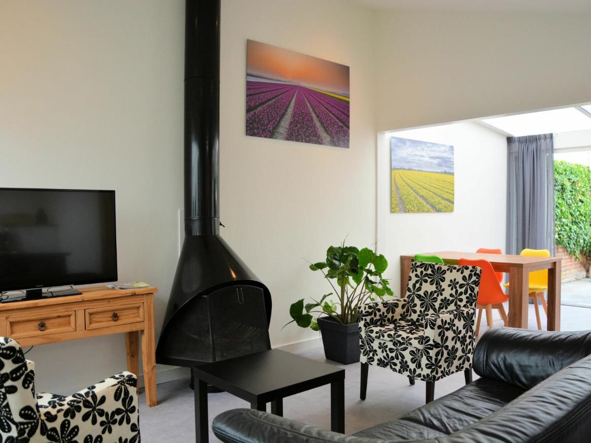Fresh And Colorful Holiday Home Near The Beach Sea Dunes And Lake Noordwijkerhout Exteriör bild