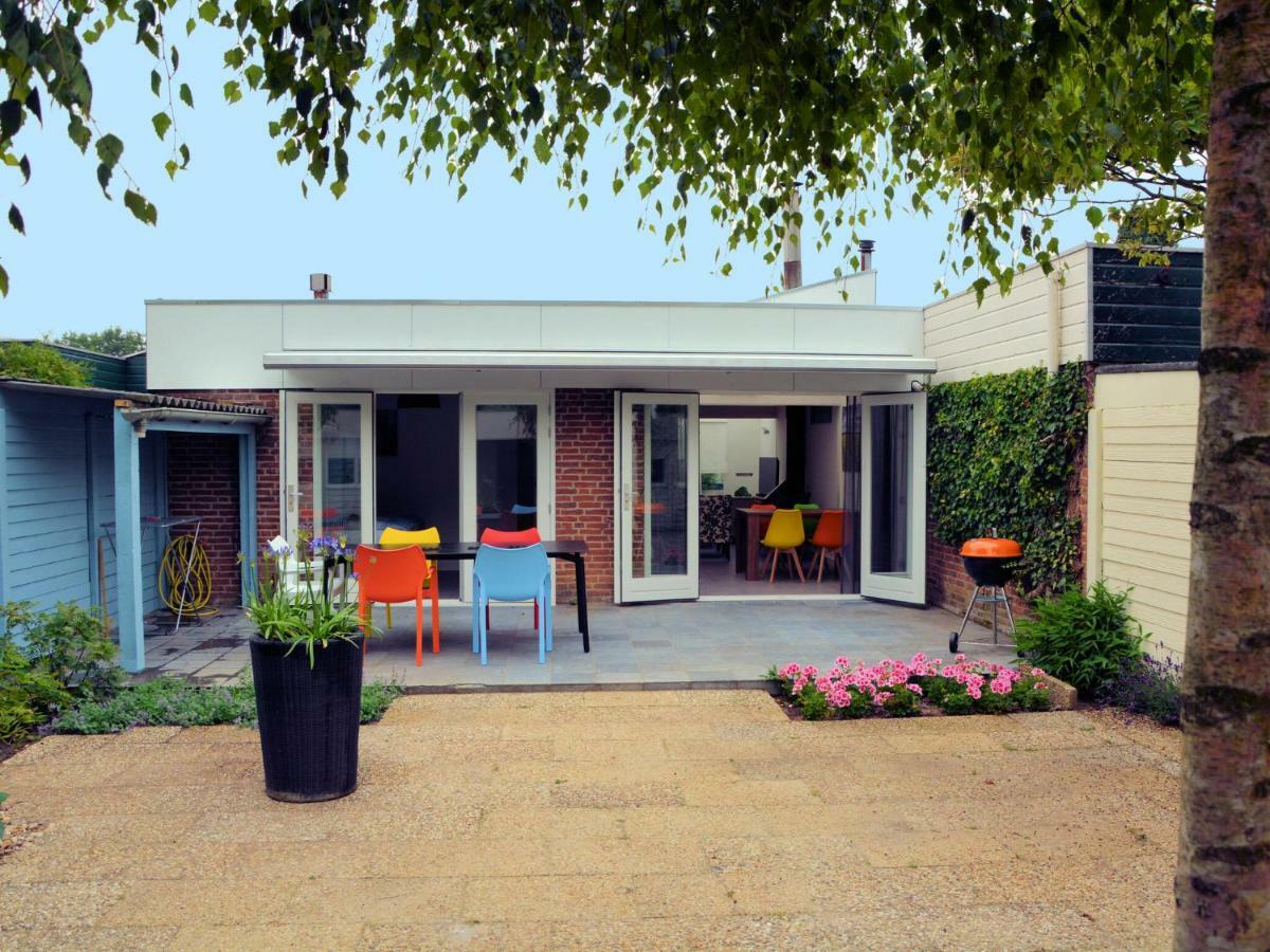 Fresh And Colorful Holiday Home Near The Beach Sea Dunes And Lake Noordwijkerhout Exteriör bild